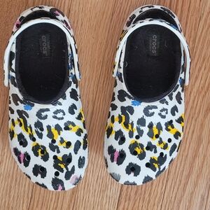 Girls fleece lined Crocs